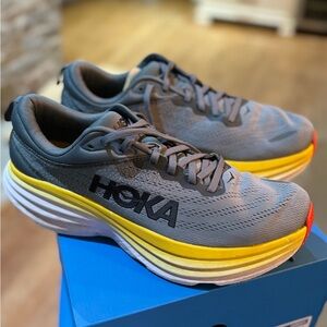 Hoka Bondi 8